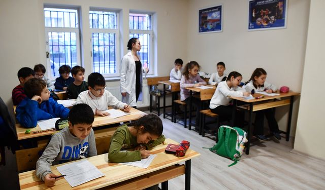 Eskişehir'de öğrencilere eğitim desteği