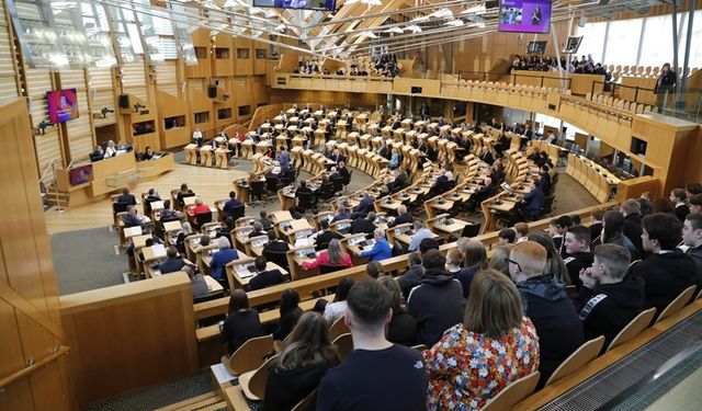 İskoçya parlamentosunda çağrı: Gazze için ateşkes!
