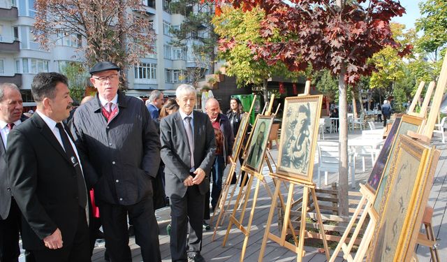 Eskişehir'de ilgi çeken sergi