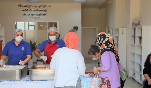 Odunpazarı Belediyesi Aşevi’nden 3 milyon porsiyon sıcak yemek