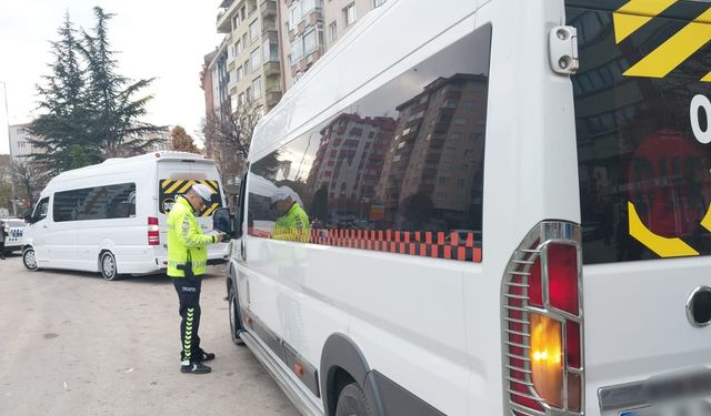 Eskişehir'de okul servisleri denetlendi