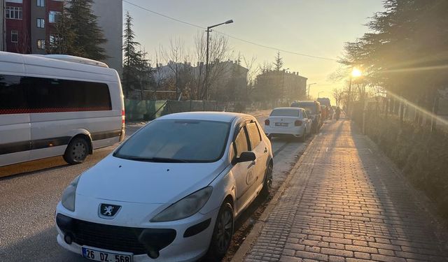 Eskişehir buz gibi bir güne uyandı