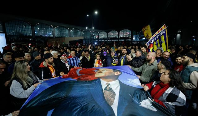 Galatasaray ve Fenerbahçe'ye tarihi karşılama