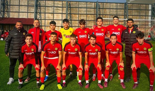 Eskişehirspor alt yapısı zorlu maçlara çıkacak