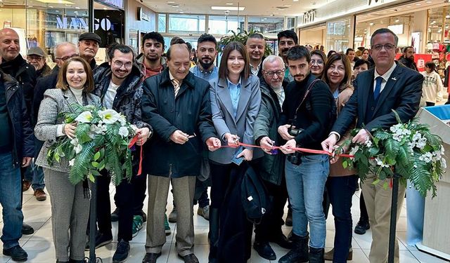 'Gazeteci Gözüyle Eskişehir' sergisi açıldı