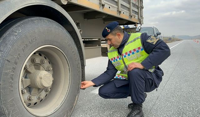 Afyonkarahisar'da denetim: Kış lastiği!