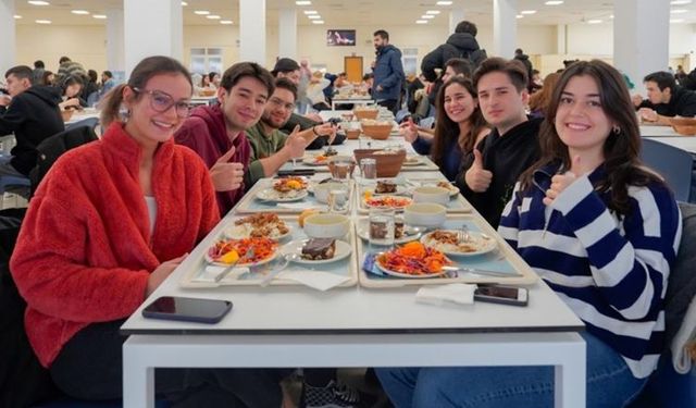 Yılın ilk yemeğini öğrenciler belirledi: Bakın ne seçtiler?