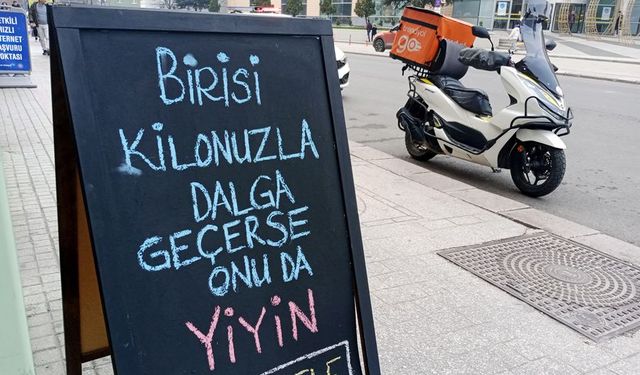 Eskişehir'de bir işletmenin önüne bakın ne yazdılar!