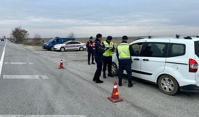 Eskişehir'de trafik denetimi: 984 bin TL ceza!