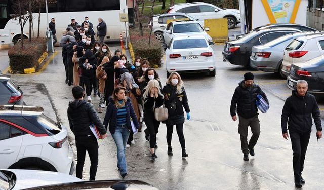 Eskişehir'de 'Barbie-Es' operasyonu: 18 şüpheli adliyeye sevk edildi!