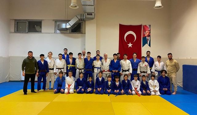 Judo eğitimleri sürüyor!