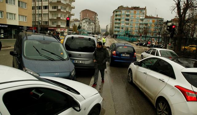 Şehir merkezinde trafik kazası