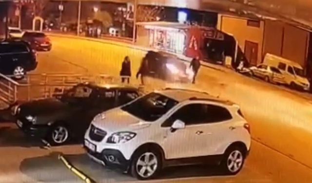 Edirne’de yayaya iki otomobil birden çarptı!