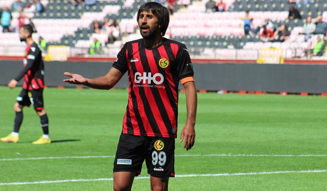 Eskişehirspor'da o futbolu gollerine devam etti!