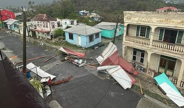 Berly Kasırgası, Karayipler ülkesi Grenada'yı vurdu