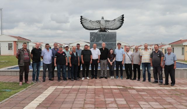 Odunpazarı Belediyesi güvercin yetiştiricilerine eğitim düzenledi