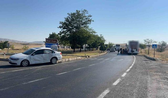 Nevşehir’de otomobil ile yolcu otobüsü çarpıştı!