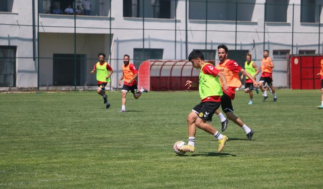 Eskişehirspor'da çift mesai devam ediyor!