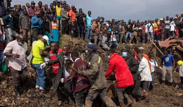 Uganda’da toprak kayması: 8 ölü!