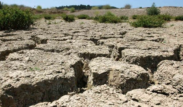 160 yıllık kuraklık haritasını çıkardı