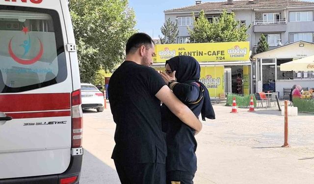 Bursa’da katliam gibi kaza: 2 ambulans kamyonet ile çarpıştı, 7 kişi yaralandı