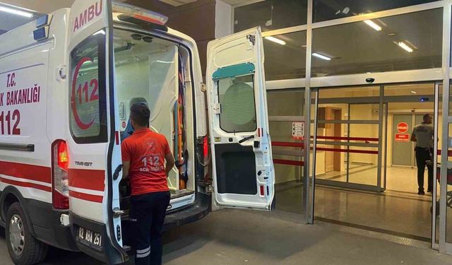 Ehliyetsiz motosiklet sürücüleri çarpıştı: 3 yaralı