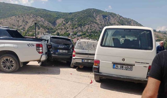 Zincirleme trafik kazası: 1 yaralı