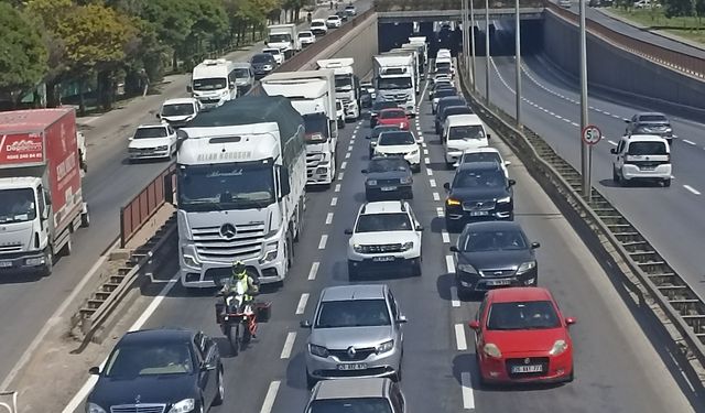 Eskişehir'de bu kaza ulaşımı felç etti!