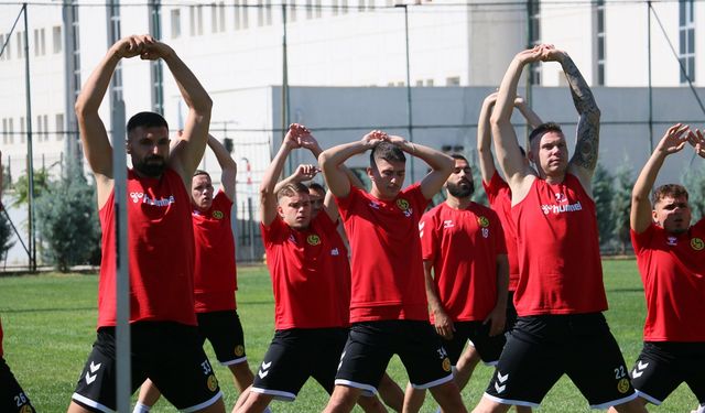 Eskişehirspor çalışmalarına kaldığı yerden devam ediyor