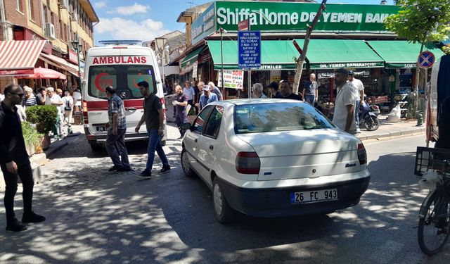 Eskişehir'de ambulansa park engeli!