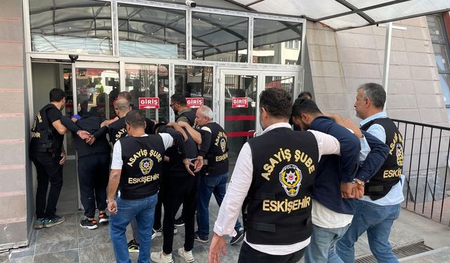 Eskşehir'de 4 şüpheli adli kontrol şartı ile serbest bırakıldı