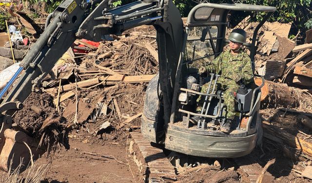 Japonya'daki sel ve toprak kaymalarında ölü sayısı 11'e yükseldi