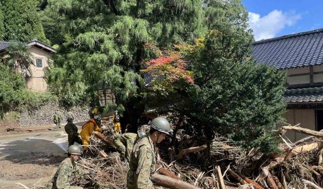 Japonya’daki şiddetli yağışta ölü sayısı 9’a yükseldi