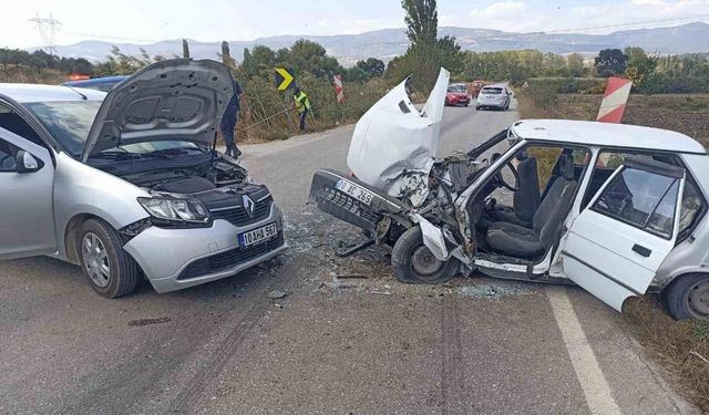 Savaştepe’de zincirleme trafik kazası; 3 yaralı