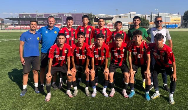 Eskişehirspor U17 sezonu kendi evinde açıyor!