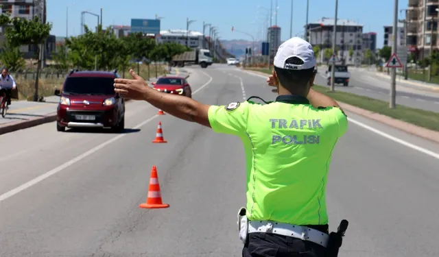 Eskişehir'de trafik denetimleri sürüyor!