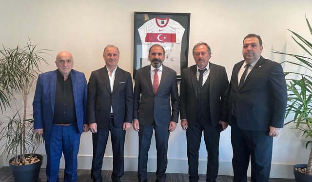 Sadri Atam'dan TFF'ye ziyaret!