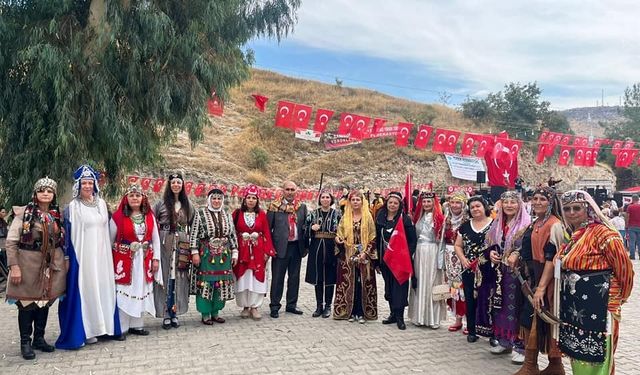 Anadolu Bacıları Şanlıurfa'da sahne aldı