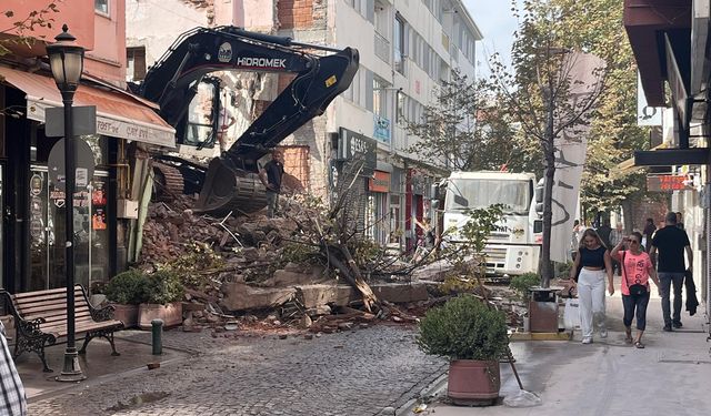 Eskişehir'de bu sokak işte böyle kapandı!