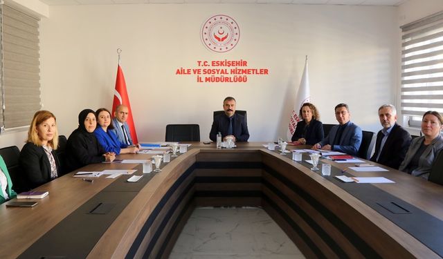 Aile ve Sosyal Hizmetler İl Müdürlüğü'nden değerlendirme toplantısı