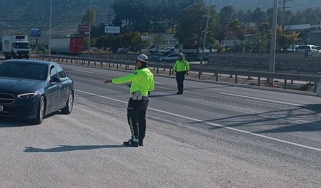 Bozüyük'teki denetimlerde 63 sürücü ceza aldı