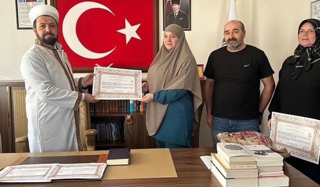 Alman anne ve kızı Çankırı’da Müslüman oldu