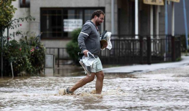 Bosna Hersek’te sel felaketi: 14 ölü