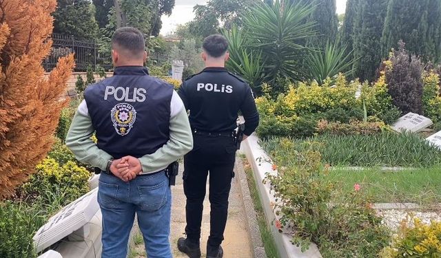 Polis, Cem Garipoğlu’nun kabrinin bulunduğu mezarlıkta nöbet tutuyor