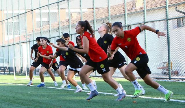 Eskişehirspor'un kızları iddialı hazırlanıyor!