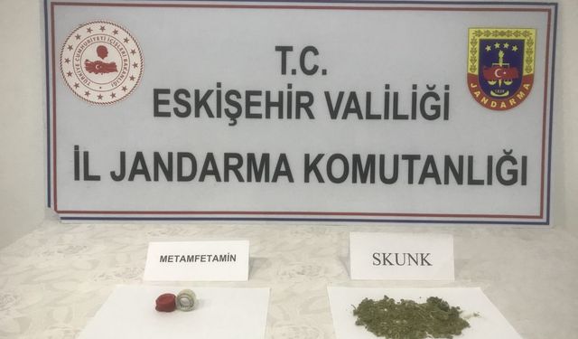 Eskişehir'de uyuşturucu ticareti yaparken yakalandılar!