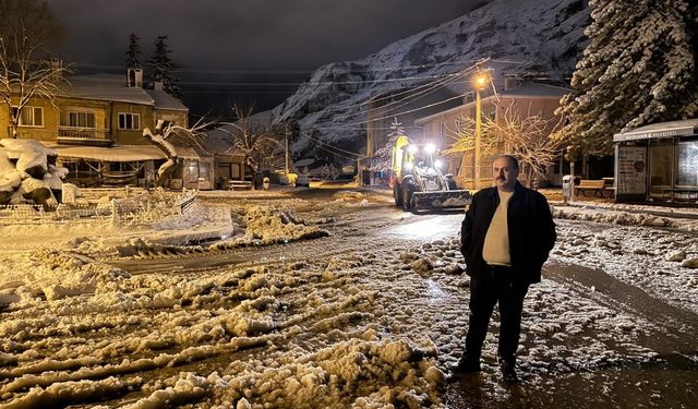 Belediye Başkanı Hamamcı'dan kar nöbeti