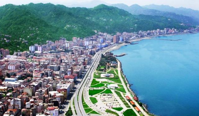 Rize'de 4,7 büyüklüğünde deprem!