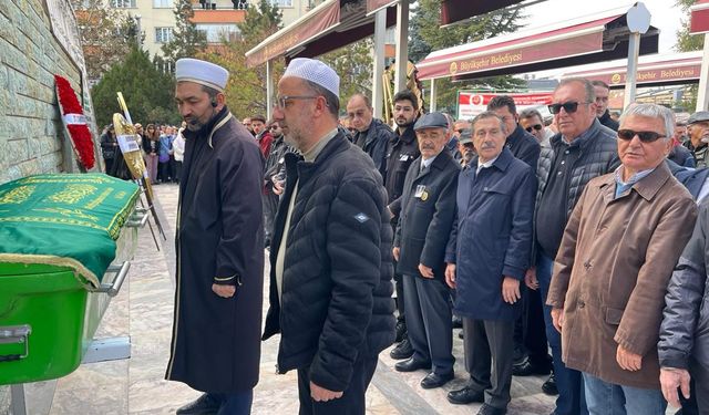 Kadir İstifçi son yolculuğuna uğurlandı