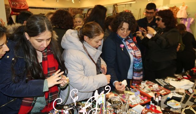 Eskişehir'de o üniversitede alışveriş şenliği!